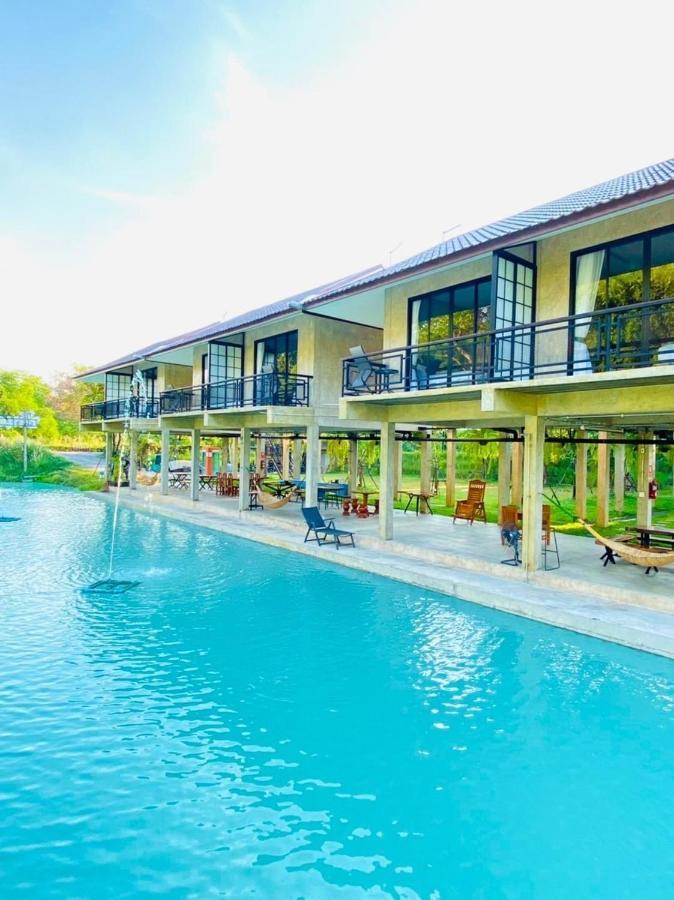 บ้านต้นไม้โฮมสเตย์อุทัยธานี Uthai Thani Exterior foto