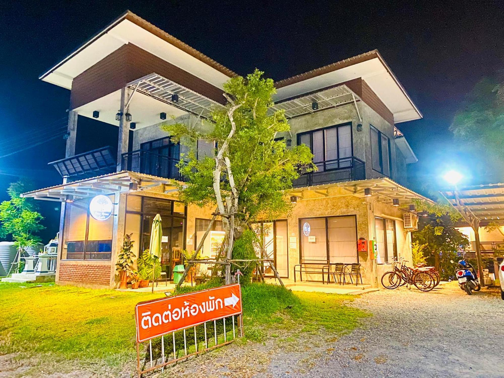 บ้านต้นไม้โฮมสเตย์อุทัยธานี Uthai Thani Exterior foto